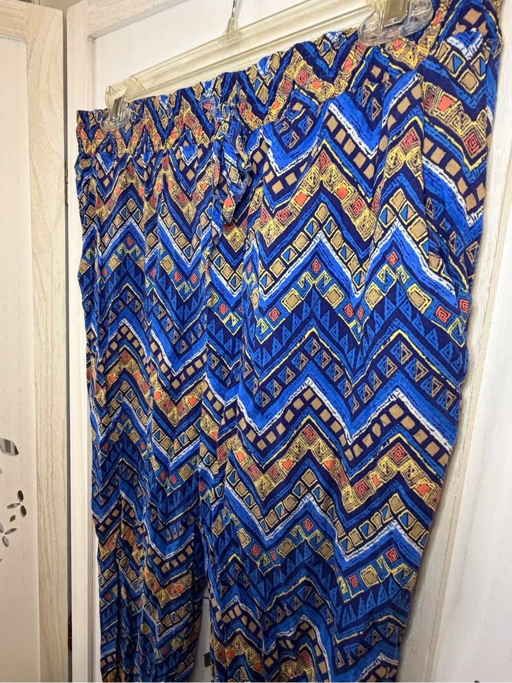 Forever 21 Blue Boho Print Pants - Picture 4 of 11